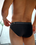 UNDERSTAND<br>STRIDER / U1012 (BLACK)